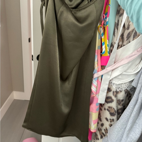 FULL SET liz damrich x antonio melani green skirt and top - Picture 12 of 14